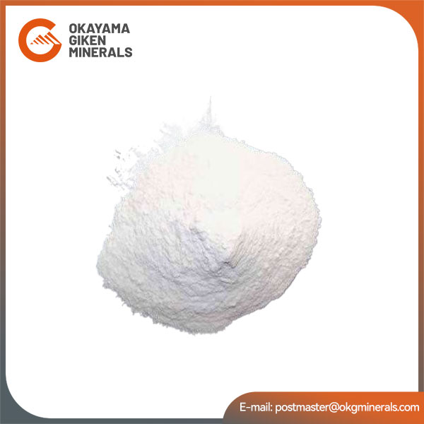 كيف يتم استخدام Corundum في التطبيقات الصناعية مثل الكاشطة؟
